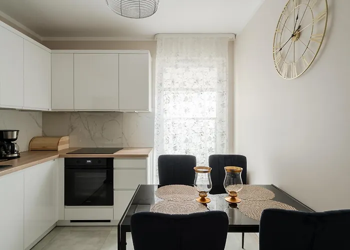 Rentplanet - Apartamenty Braniborska II